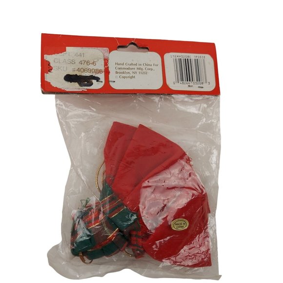 Commodore Holiday Decorations Hanging Tree Christmas Ornament Christmas Caroler - Picture 4 of 7